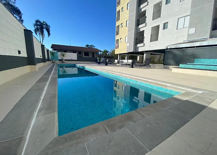 Jathy - Apt no Centro com Piscina e Varanda Gourmet